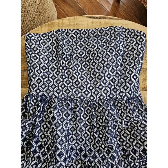White House Black Market Eyelet Strapless Tiered Dress Admiral Size 0 Navy - Picture 4 of 12